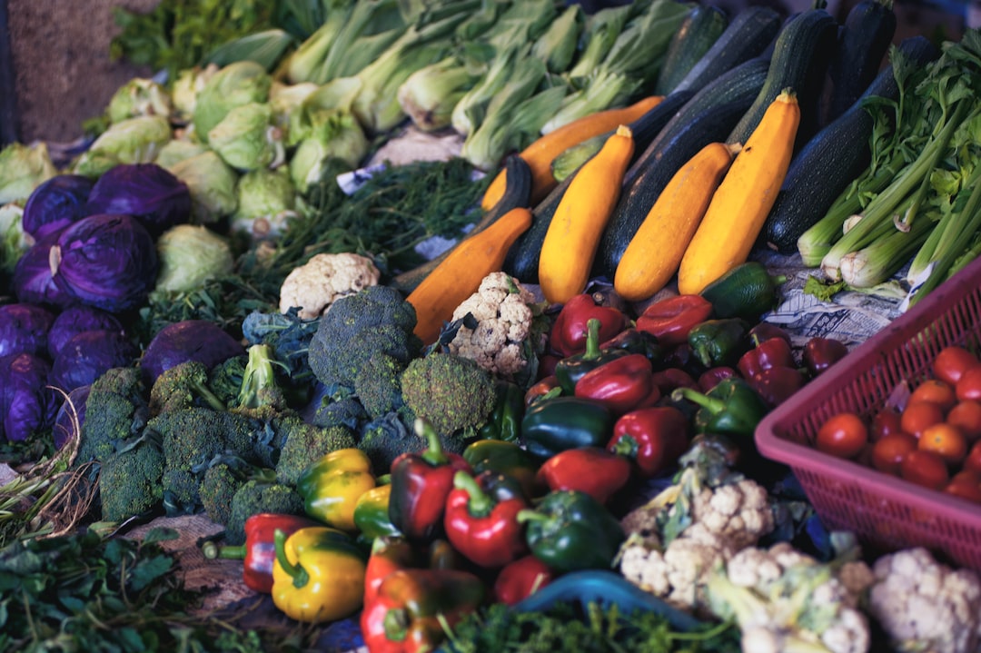 Porady na zdrowe i świeże zakupy w hurtowni warzyw – co warto wiedzieć?